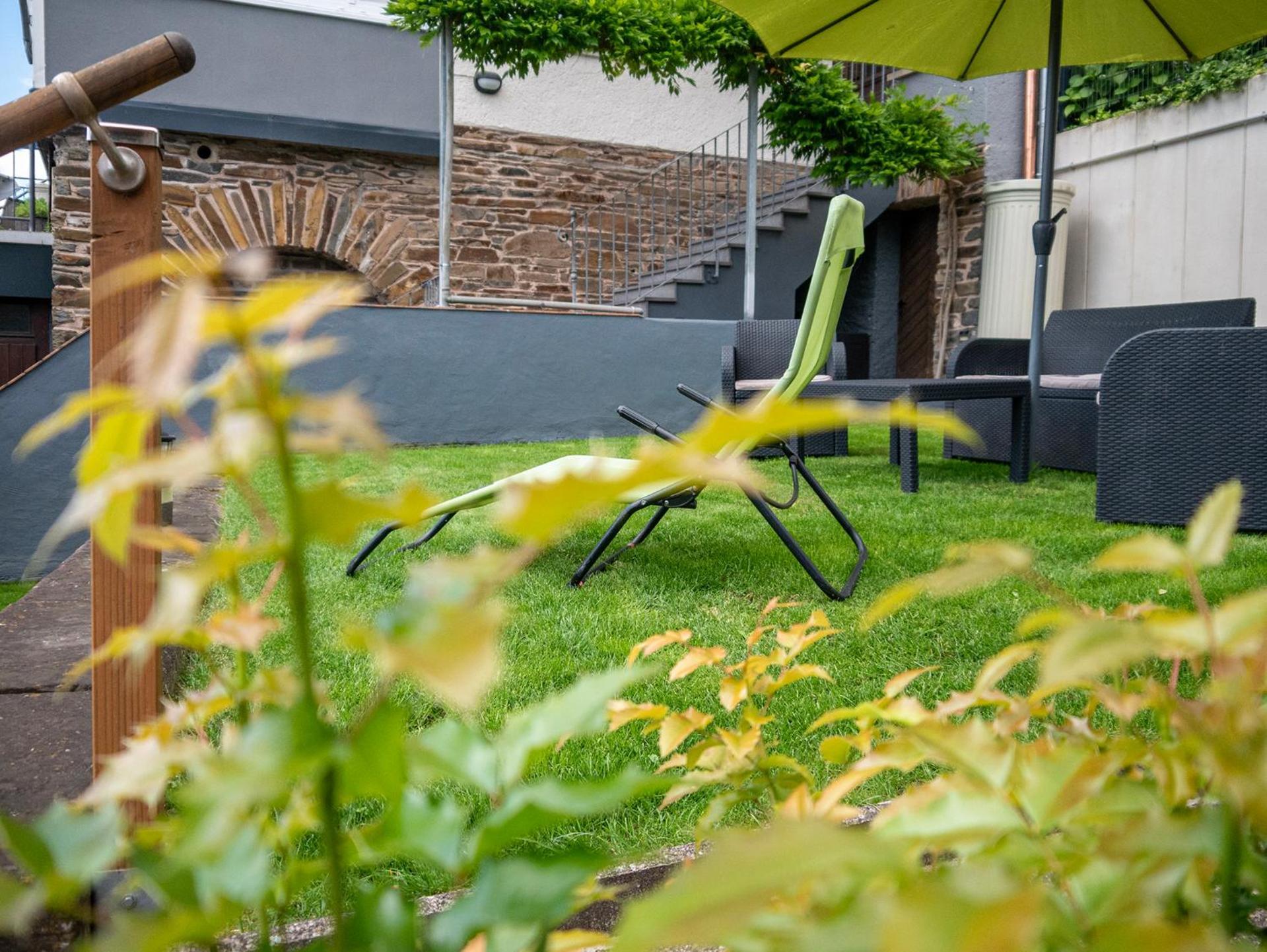 Weingut / Gaestehaus Gerlach Ürzig Exteriör bild