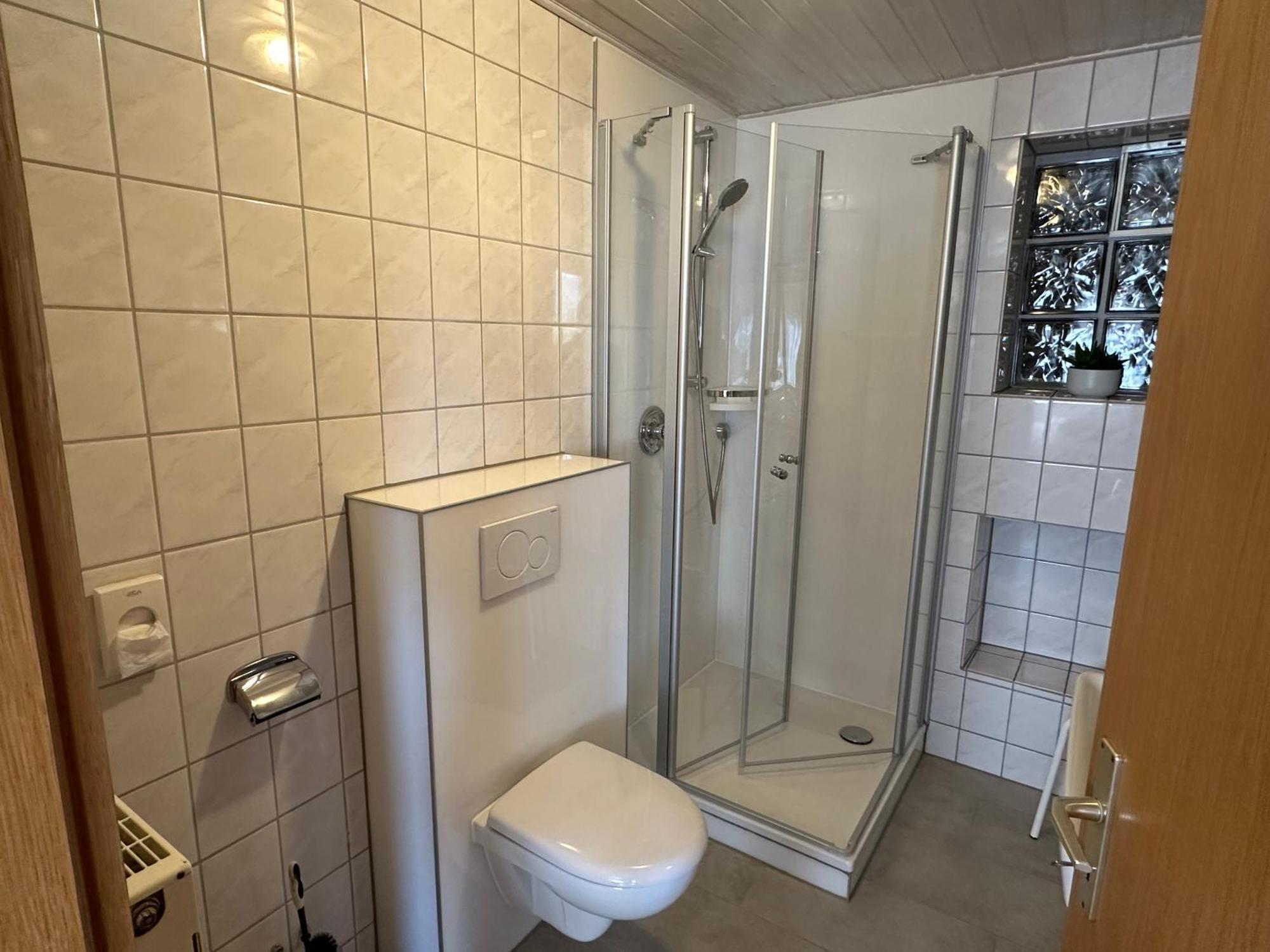 Weingut / Gaestehaus Gerlach Ürzig Exteriör bild